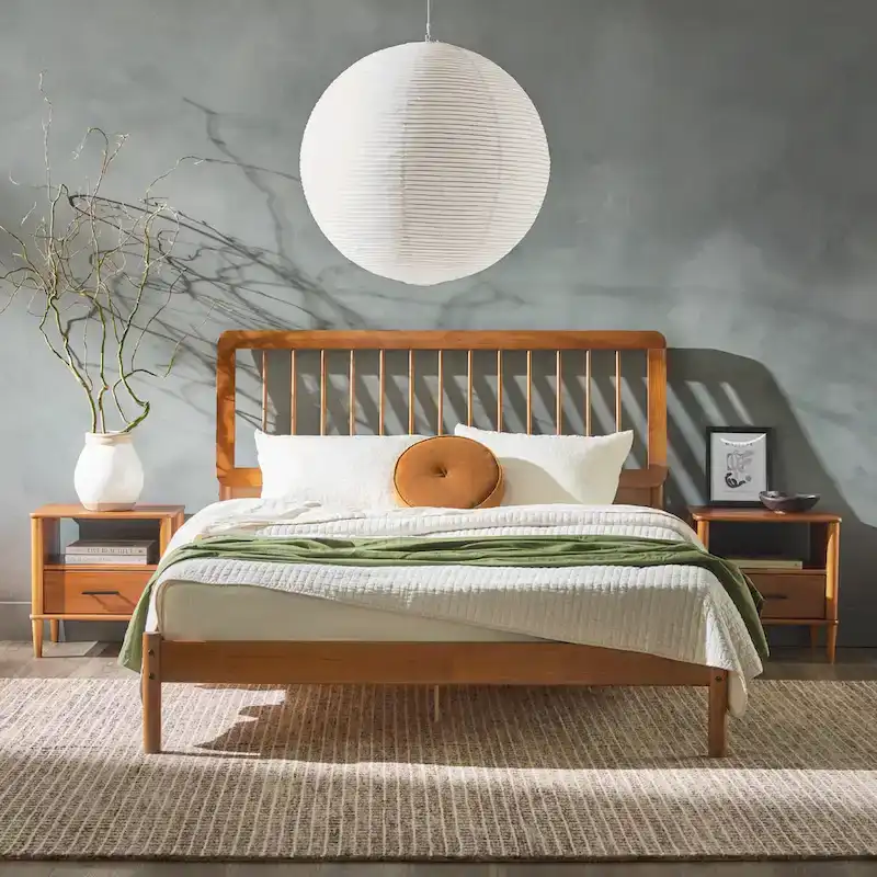 Queen Solid Wood Spindle Bed Frame with Pine Legs – Caramel / Natural Pine / Black, for 1–2 People